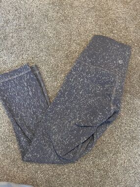 Lululemon Gray Speckled High-Rise Crop Leggings